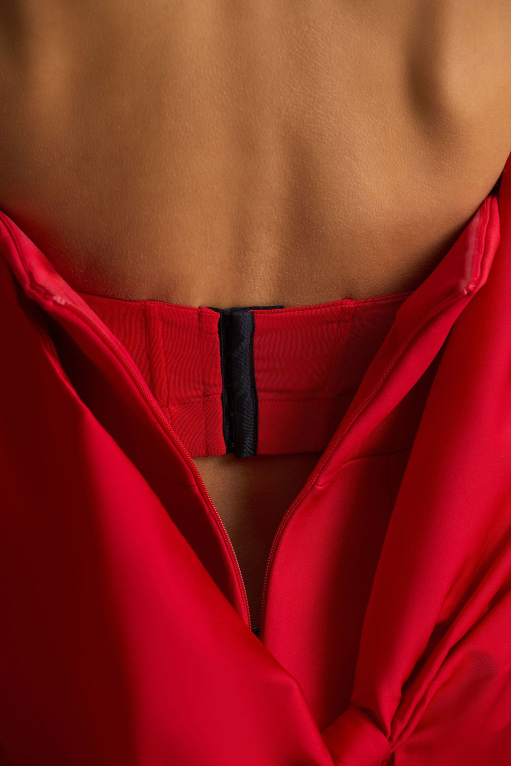 Tindra | Red Bandeau-Neck Mini Dress With Bow Sleeves